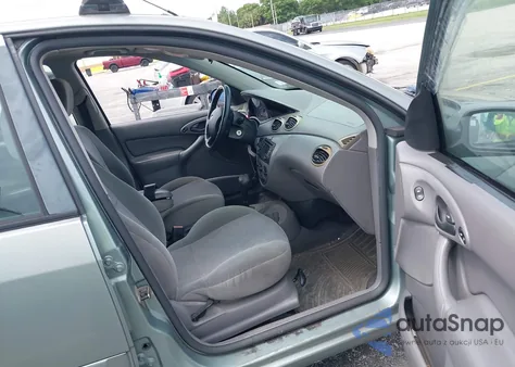 2004 Ford Focus Zx5 из США, поврежденный, VIN 3FAFP37Z74R103228